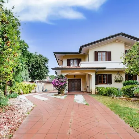 Βίλα Golden Luxe - Grand With Exlusive Garden Camaiore